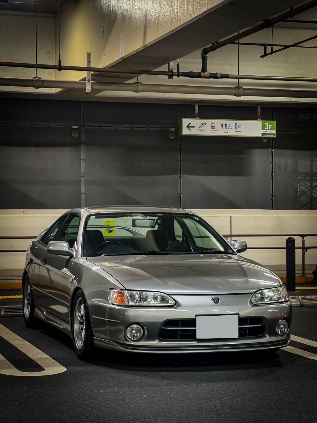 濃い緑茶様